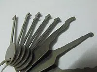 Lock Locksmith Tech Whittier, CA 310-975-3533 - change-locks-service