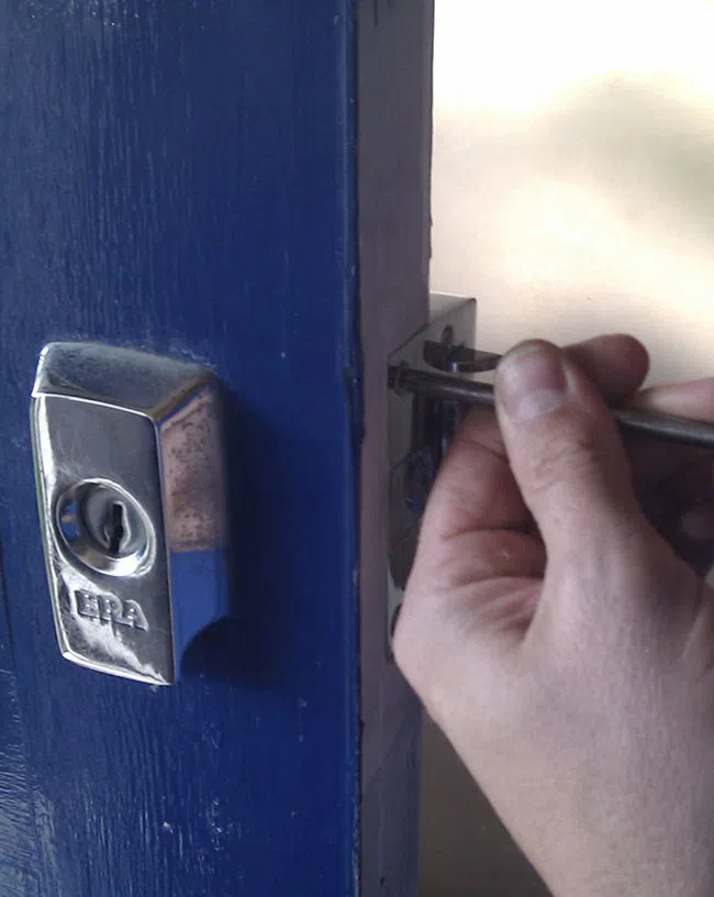 Lock Locksmith Tech Whittier, CA 310-975-3533 Lock Locksmith Tech Whittier, CA 310-975-3533 - locksmith-service